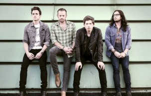 Garap Album Ke-7, Kings of Leon Sewa Rumah Berusia 174 Tahun
