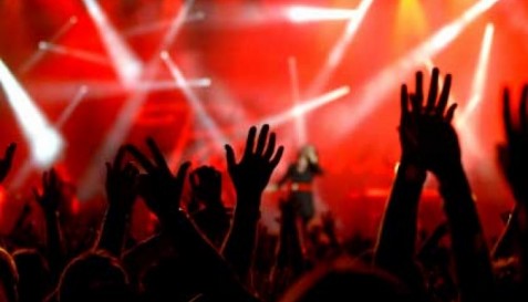 Jangan Salahkan Musik