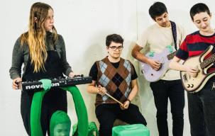 Frankie Cosmos Ajak Fans Garap Proyek Album Kolaboratif