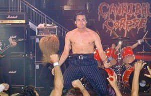 Intip Foto-Foto Cannibal Corpse Saat Syuting ‘Ace Ventura’