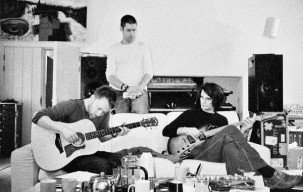 Radiohead Rilis Buku Chord Lagu